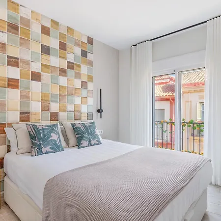 Montano Experience & Old Town By Ele Apartment